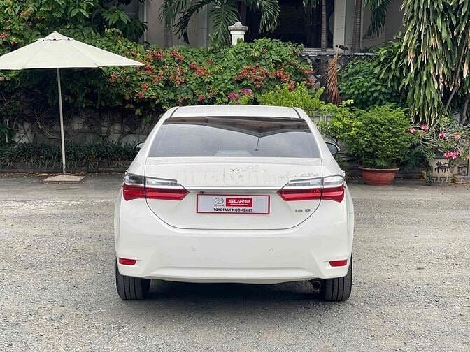 Toyota Corolla Altis 2017 1.8G Xe hãng bán