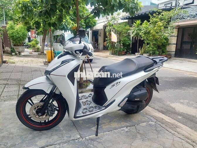 SH 125I, đăng ký 25/12/2018, trắng đen, 28.164 Km
