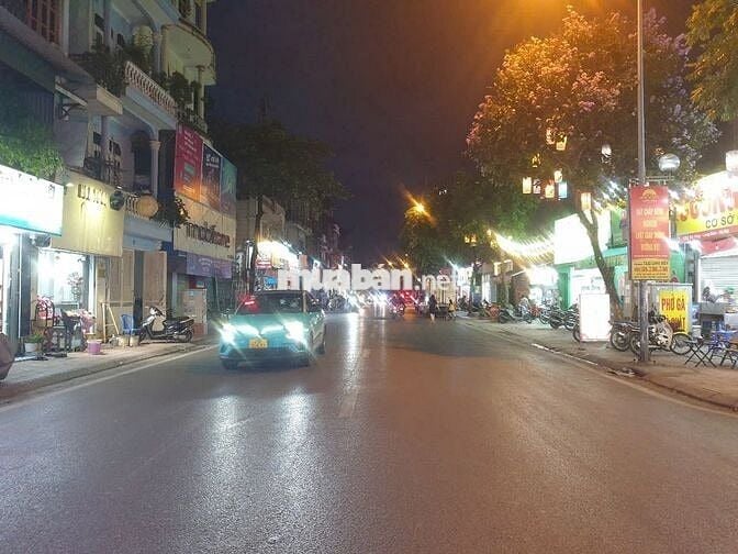 NHÀ HAI BÀ TRƯNG–MẶT PHỐ–GẦN TRƯỜNG ĐẠI HỌC– DIỆN TÍCH ĐẸP- GIÁ VUI VẺ