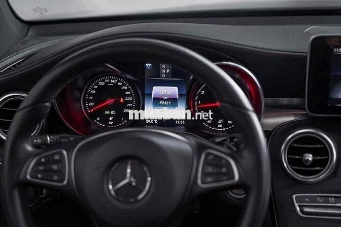 Mercedes Benz GLC 300 2018