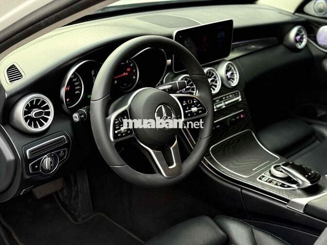 Mercedes Benz C200 Facelift model 2019