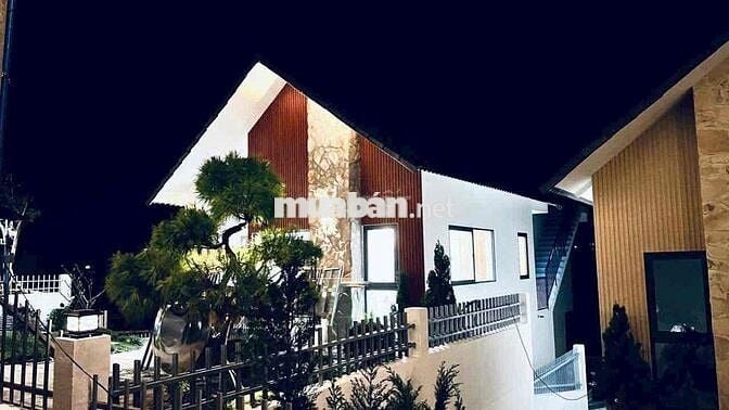 HOÀN THIỆN 80% CHO CĂN VILLA NGHỈ DƯỠNG VEN ĐÀ LẠT , VIEW ĐỒI THÔNG