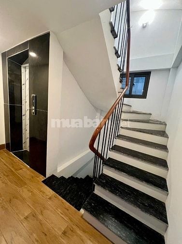 Bán nhà gần hồ Hai Bà Trưng , DT: 44m2 , xây 36m2 x 6 tầng , thang máy