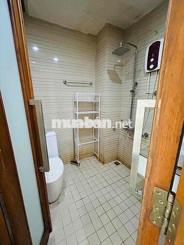 STUDIO KÈM BANCOL RIÊNG TẠI ĐƯỜNG SỐ 59 THẲNG RA PHẠM VĂN CHIÊU, CHỢ