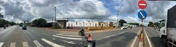 cần bán gấp 5000m2 góc 2 mặt tiền qlo 1a hưng lộc