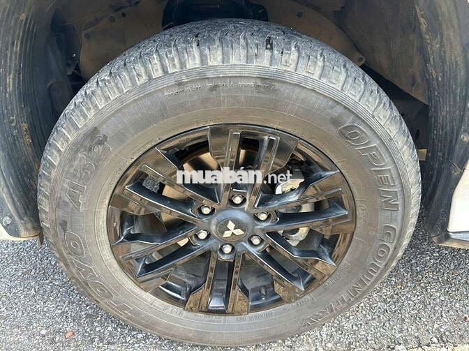 Mitsu Pajero Sport 4WD dky 7/2024 máy dầu full