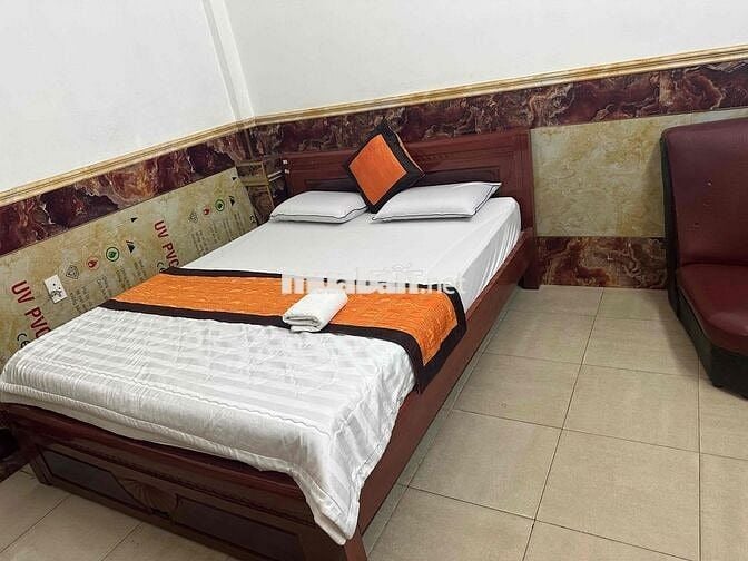 Cho thuê phòng tháng khách sạn