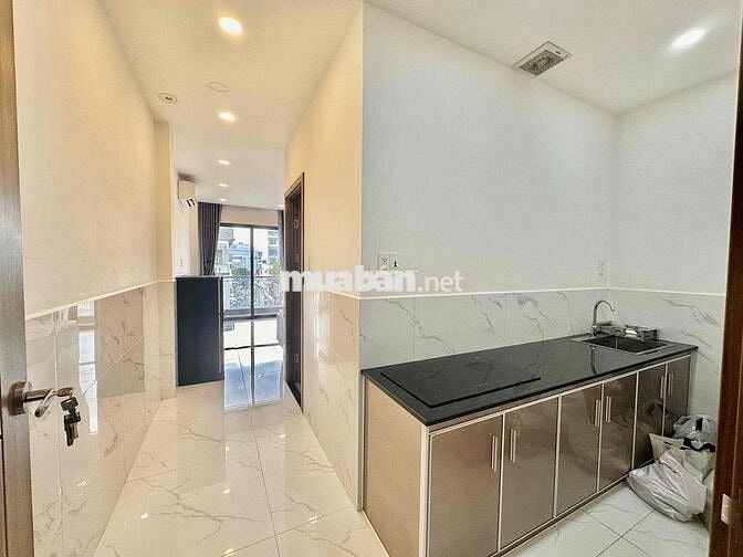 ✨CHO THUÊ CĂN HỘ 1PN TÁCH BẾP, RỘNG 40m2, MẶT TIỀN, THANG MÁY, SÁT Q1
