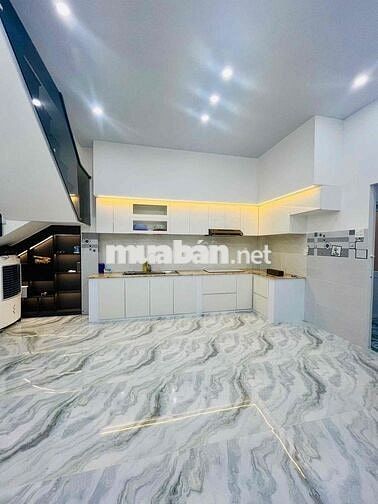 NHÀ MỚI ĐẸP TRỤC CHÍNH KDC HỒNG LOAN