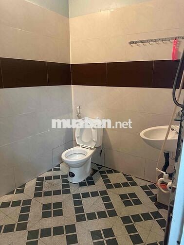 Cho thuê phòng tháng khách sạn