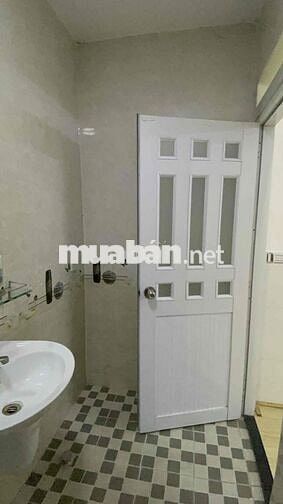 Phòng trống ở ngay kdc vĩnh lộc sạch sẽ, an ninh