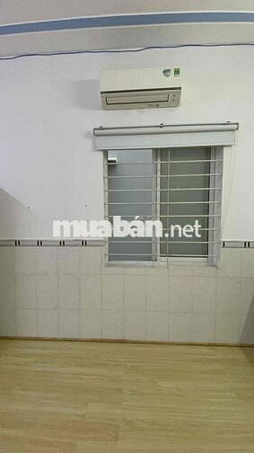 Phòng trống ở ngay kdc vĩnh lộc sạch sẽ, an ninh