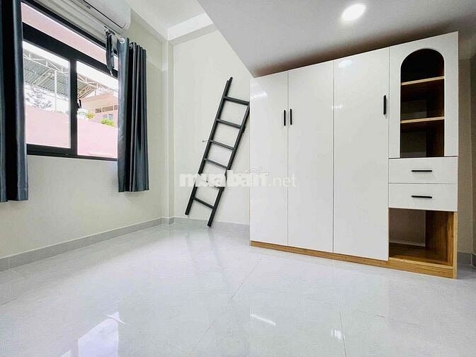 🌈Khai Trương CHDV Có Gác Ngay Ngã 4 Hàng Xanh, Ban Công, Gần UTH - UEF
