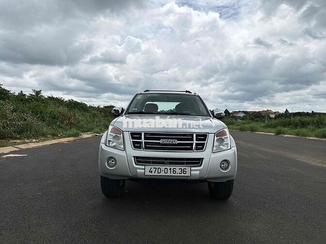 Isuzu Dmax 2008 - 148000 km