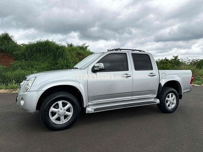 Isuzu Dmax 2008 - 148000 km