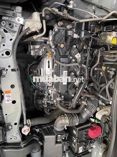 Toyota veloz cross- 18000 km zin 100% bao kiểm tra