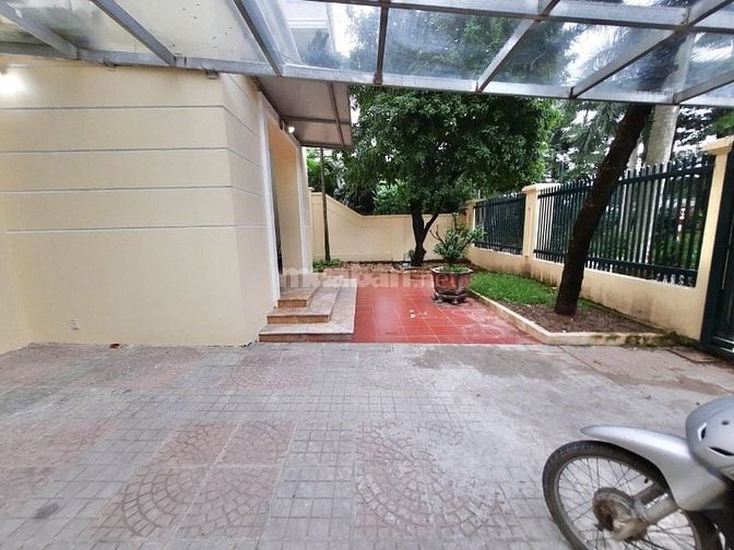 BÁN ĐẤT CẦU GIẤY BA GÁC TRÁNH, 315M2, LÔ GÓC, MT 20M, 26 TỶ