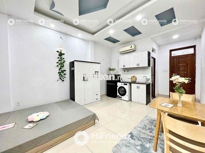 Căn Hộ đầy đủ tiện ích, bancol siêu thoáng , chỉ cần xách vali vào ờ