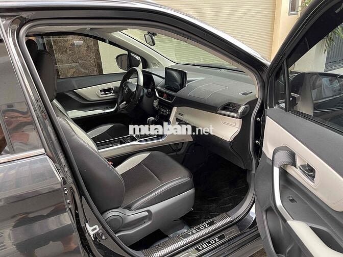 Toyota veloz cross- 18000 km zin 100% bao kiểm tra