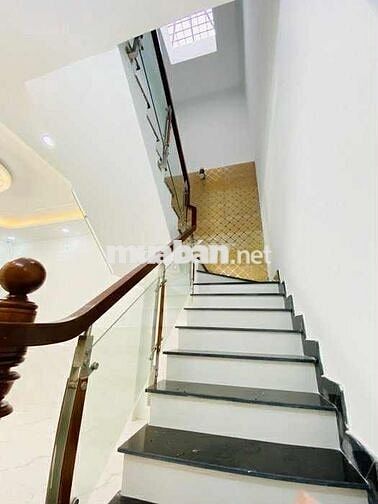 NHÀ ĐẸP HỒ HỌC LÃM 2 TẦNG (4,2X12)- 57,7M2- GIÁ CHỈ 4,XX TỶ SHR