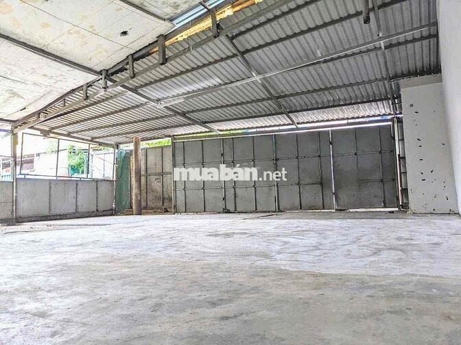 nhà xưởng ngang 9.5m x30m đg ce 7 tấn