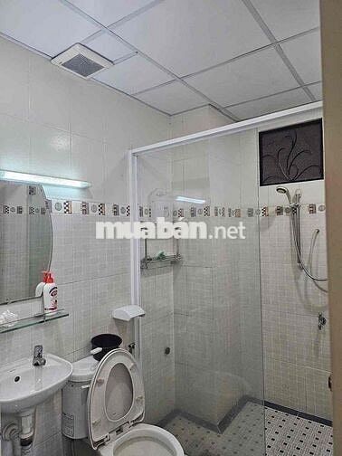 cho thuê nhà nguyên căn P bửu long nha 1 t 2 l d xe hơi 5 p ngủ