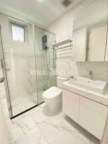 CHÍNH CHỦ - Căn hộ 2PN - Hồ Bơi, Gym, View Landmark 81 - MỚI 100%
