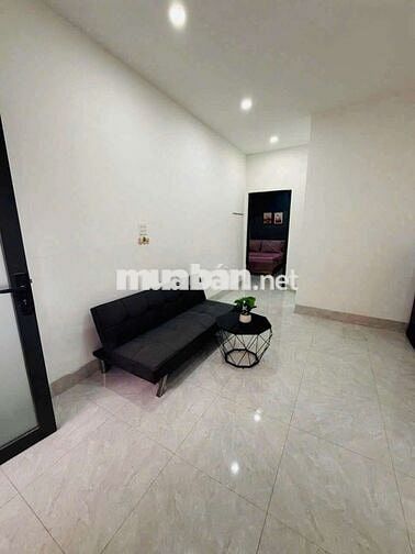 CHO THUÊ MINIHOUSE 35M2 FULL NỘI THẤT CÓ SÂN VƯỜN GIÁ 4.5TR/THÁNG