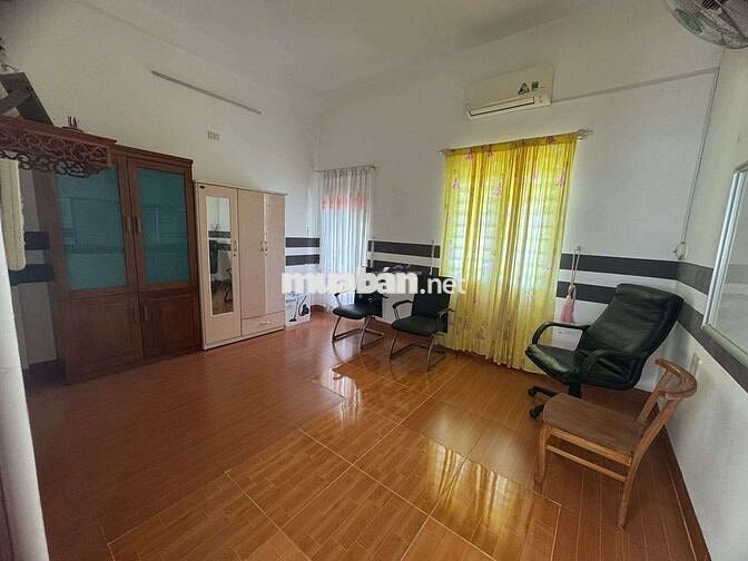 Bán nhà 3 tầng vị trí vip mặt tiền nguyễn bá học - hải châu - Đà Nẵng