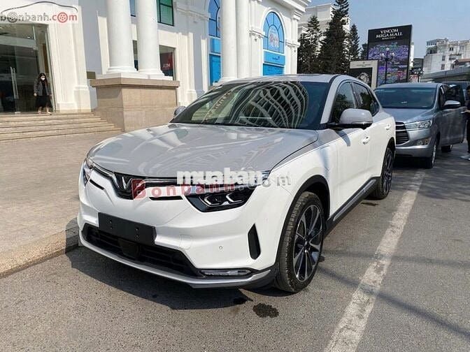 VinFast VF8 Lux Plus