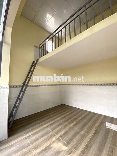 Kiot 20m2 + đường Dĩ An, Bình Dương
