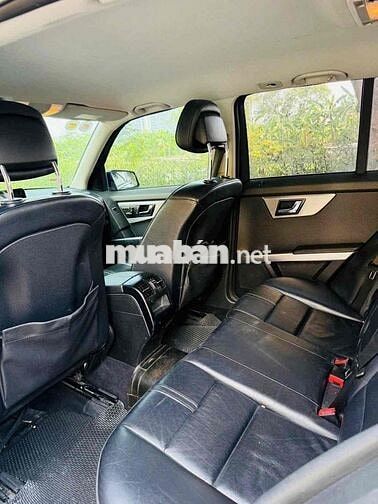 Mercedes Benz GLK Class 2010 300 4Matic - 8 km