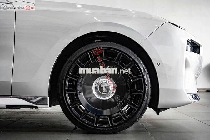 BMW_735i_Pure_Exellence