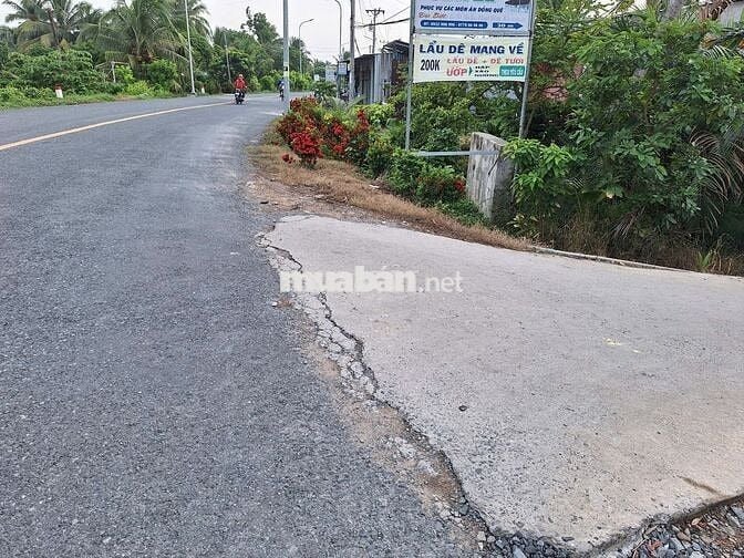 Đất Tân Phú, TX Cai Lậy. Giá 1 triệu/m2,  Mặt tiền 4m. sổ hồng riêng
