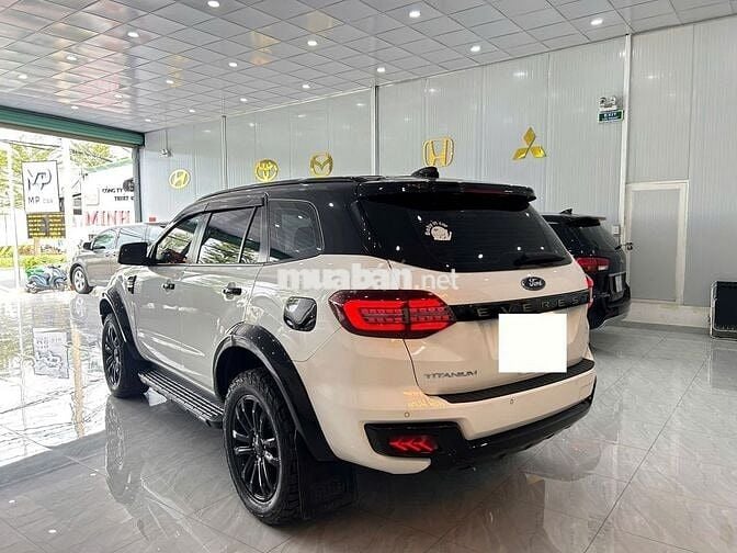 Everest Titanium 4x4 2021 Lên Full Gói Độ Cực Đẹp