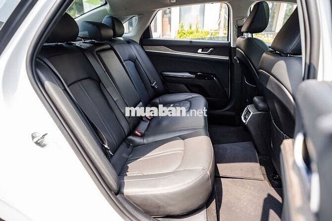 Kia K5 premium Sx 2024