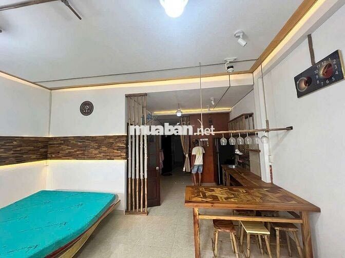 Cách biển phước hải chỉ 800m thôi cô chú anh chị 
Ngang 5.8m sâu 16m