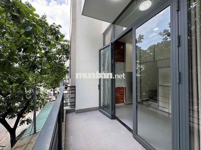 1 PN TÁCH BẾP FULL NỘI THATA BAN CÔNG THOÁNG MÁT NGAY TRUNG TÂM TSN