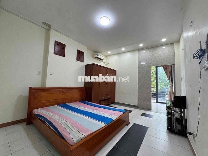 1 PN TÁCH BẾP FULL NỘI THATA BAN CÔNG THOÁNG MÁT NGAY TRUNG TÂM TSN