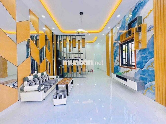 Nhà Mặt Tiền Ngay Chợ Bình Chánh sổ hồng riêng
