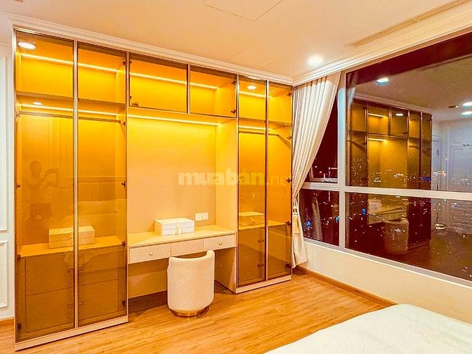 Bán Căn hộ tại Vinhomes Central Park tầng cao 3 phòng ngủ 128m2