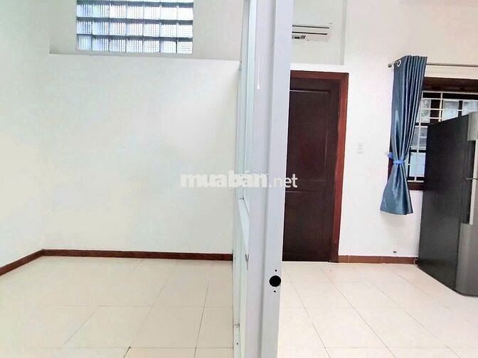 Chính chủ - Căn hộ 35m2 1pn tách bếp Đinh bộ lĩnh hướng XVNT Bạch đằng