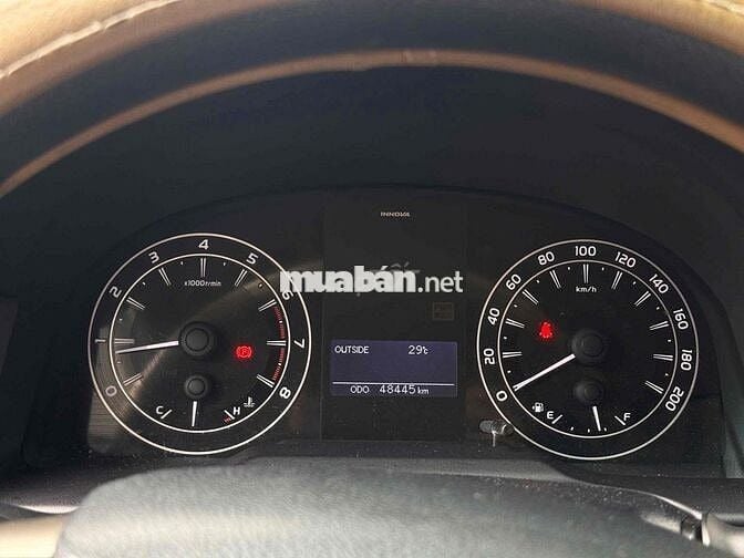 Toyota Innova 2016 2.0E - 48000 km