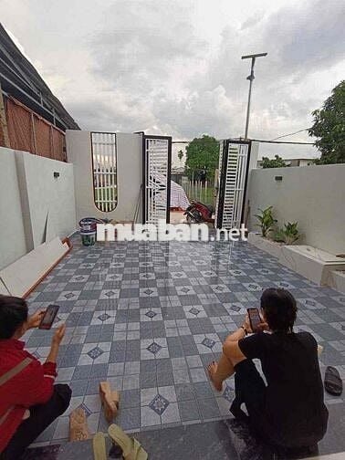 Bán nhà Mặt tiền đường bê tông . Thiết kế 1 trệt 1lững .Mẫu đẹp 2025