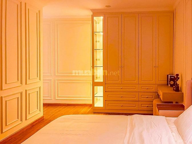 Bán Căn hộ tại Vinhomes Central Park tầng cao 3 phòng ngủ 128m2