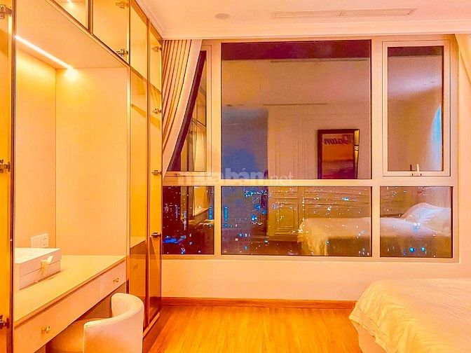 Bán Căn hộ tại Vinhomes Central Park tầng cao 3 phòng ngủ 128m2