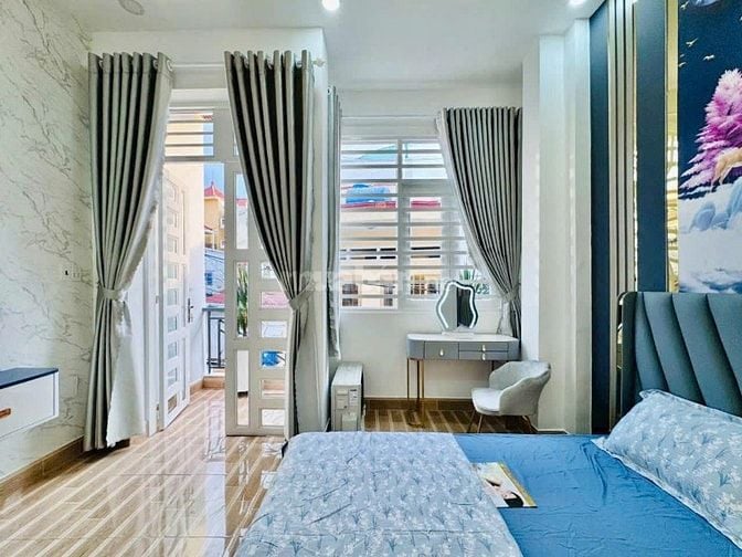 Kẹt Nợ Cần Bán Nhà Trong Tháng, Nguyễn Thông Q3 66m2.Giá 3ty200 hẻm 6m