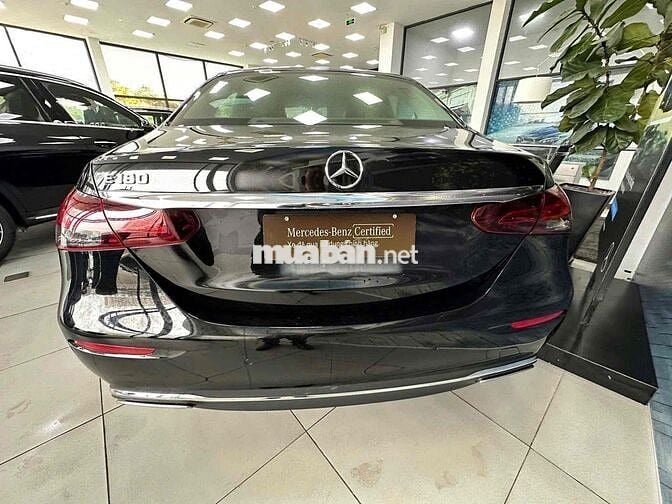 Mercedes Benz E Class 2021 E180 - 93000 km
