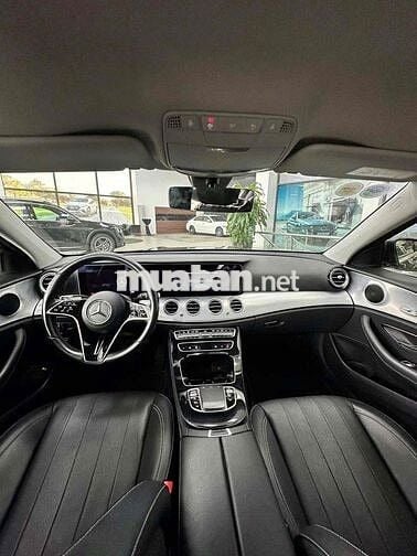 Mercedes Benz E Class 2021 E180 - 93000 km