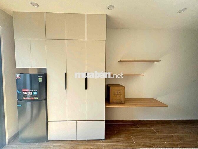 TRỐNG LẠI CHDV BAN CÔNG 40M2 - NGAY CHỢ BÀ CHIỂU